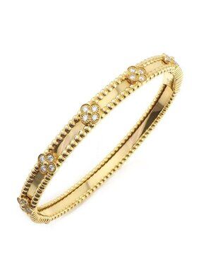 Van Cleef & Arpels Bangle Perlee Sweet Crowbar 40 Points Diamond Bracelet